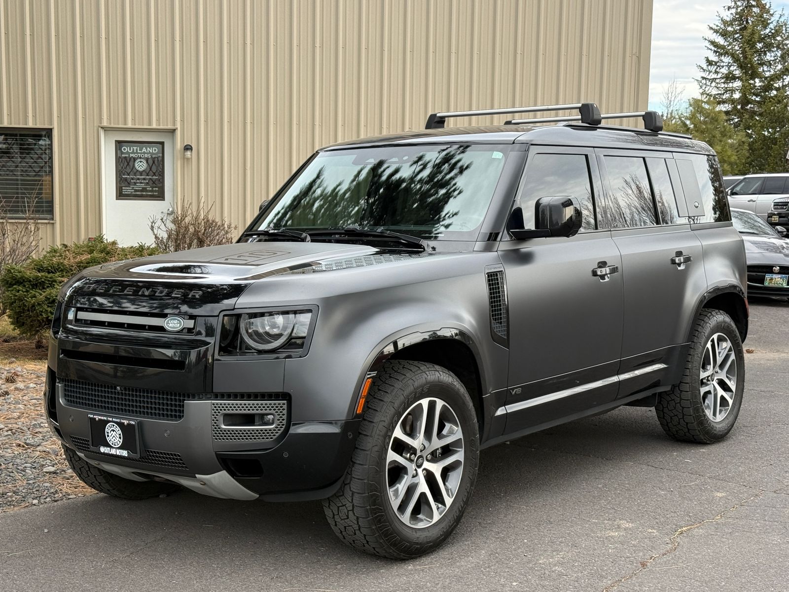 2023 Land Rover Defender 110 V8 Carpathian Edition AWD