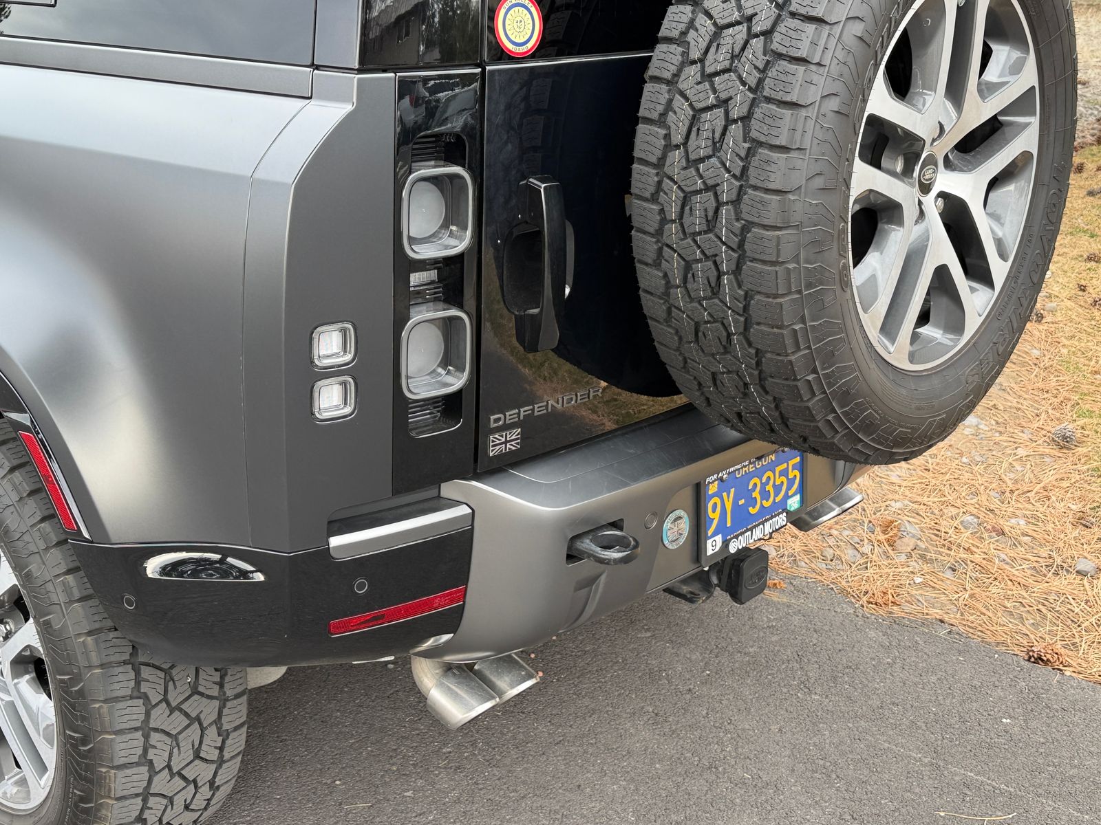 2023 Land Rover Defender 110 V8 Carpathian Edition AWD