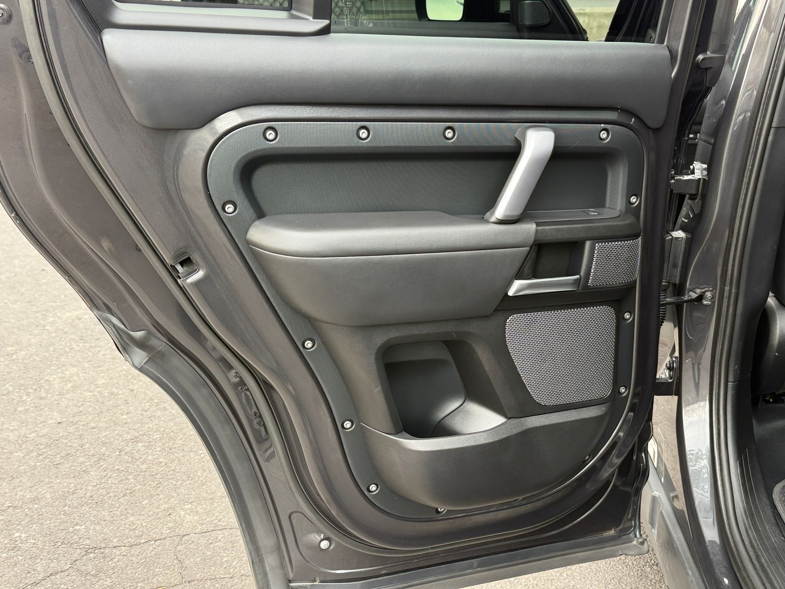 2023 Land Rover Defender 110 V8 Carpathian Edition AWD