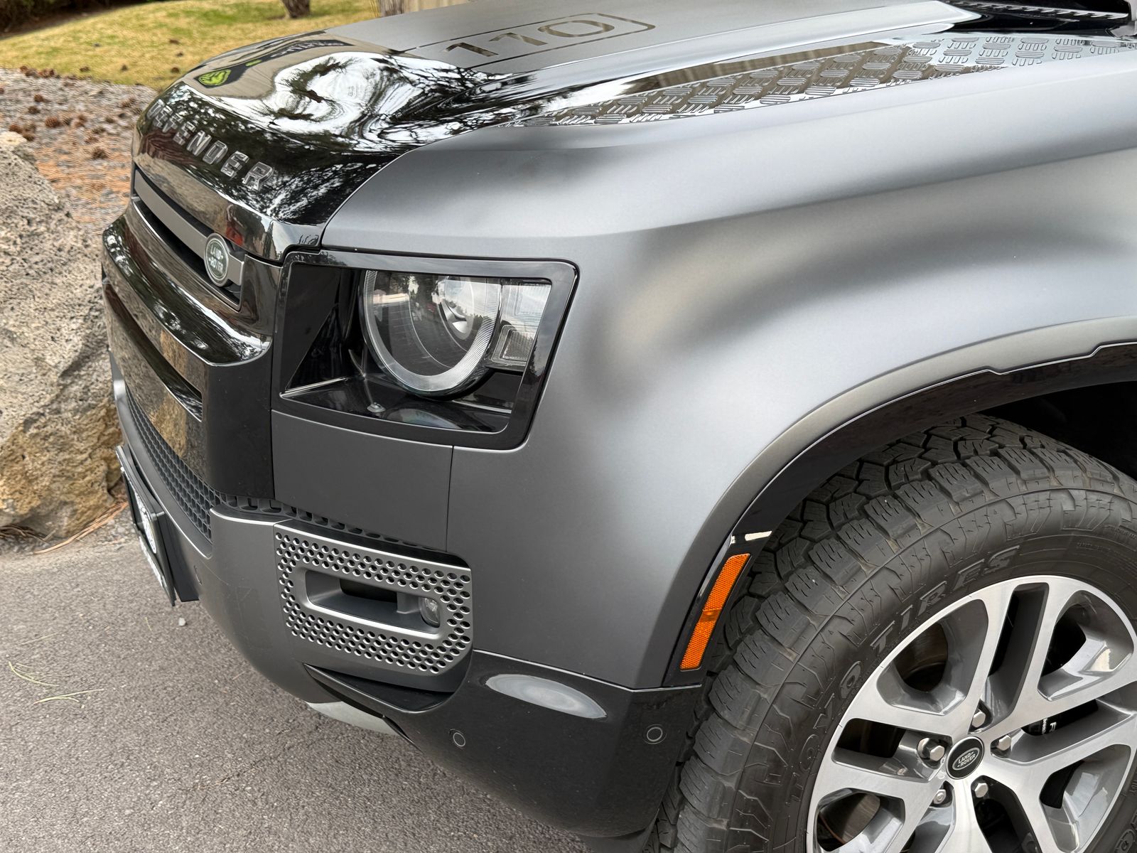 2023 Land Rover Defender 110 V8 Carpathian Edition AWD