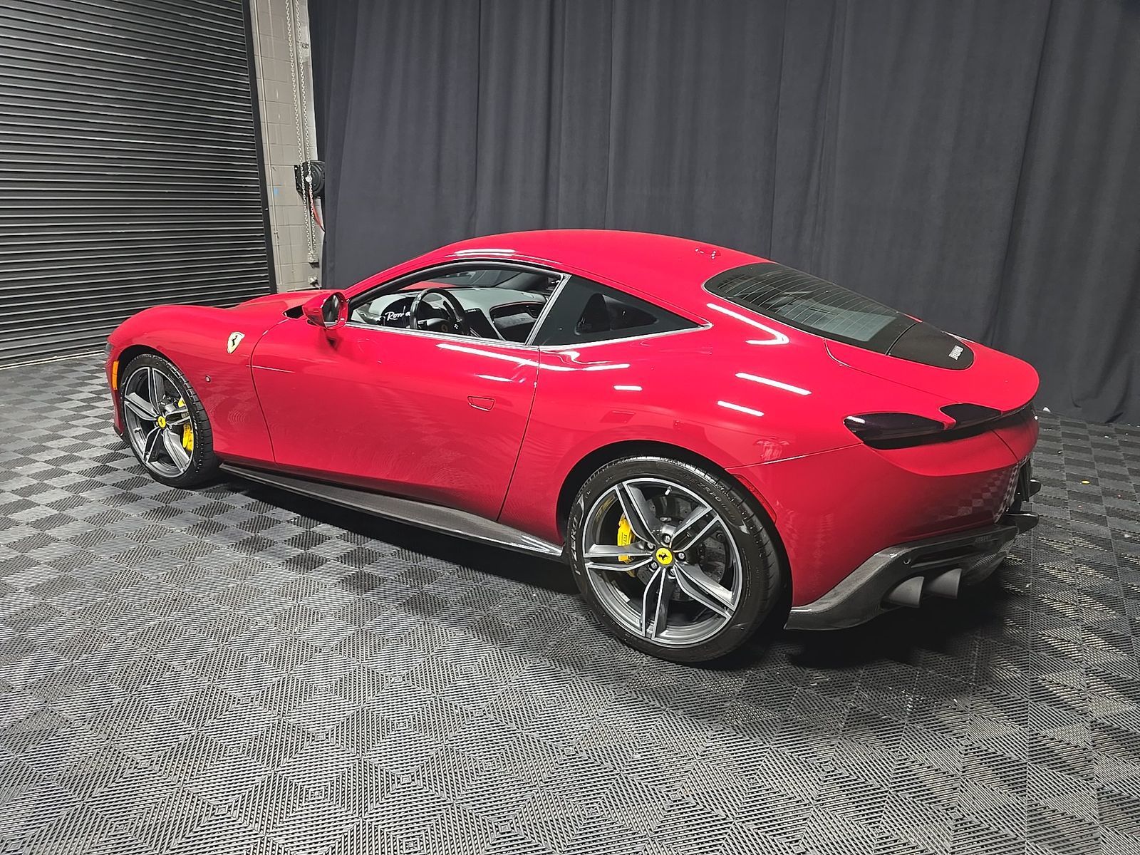 2022 Ferrari Roma Base RWD