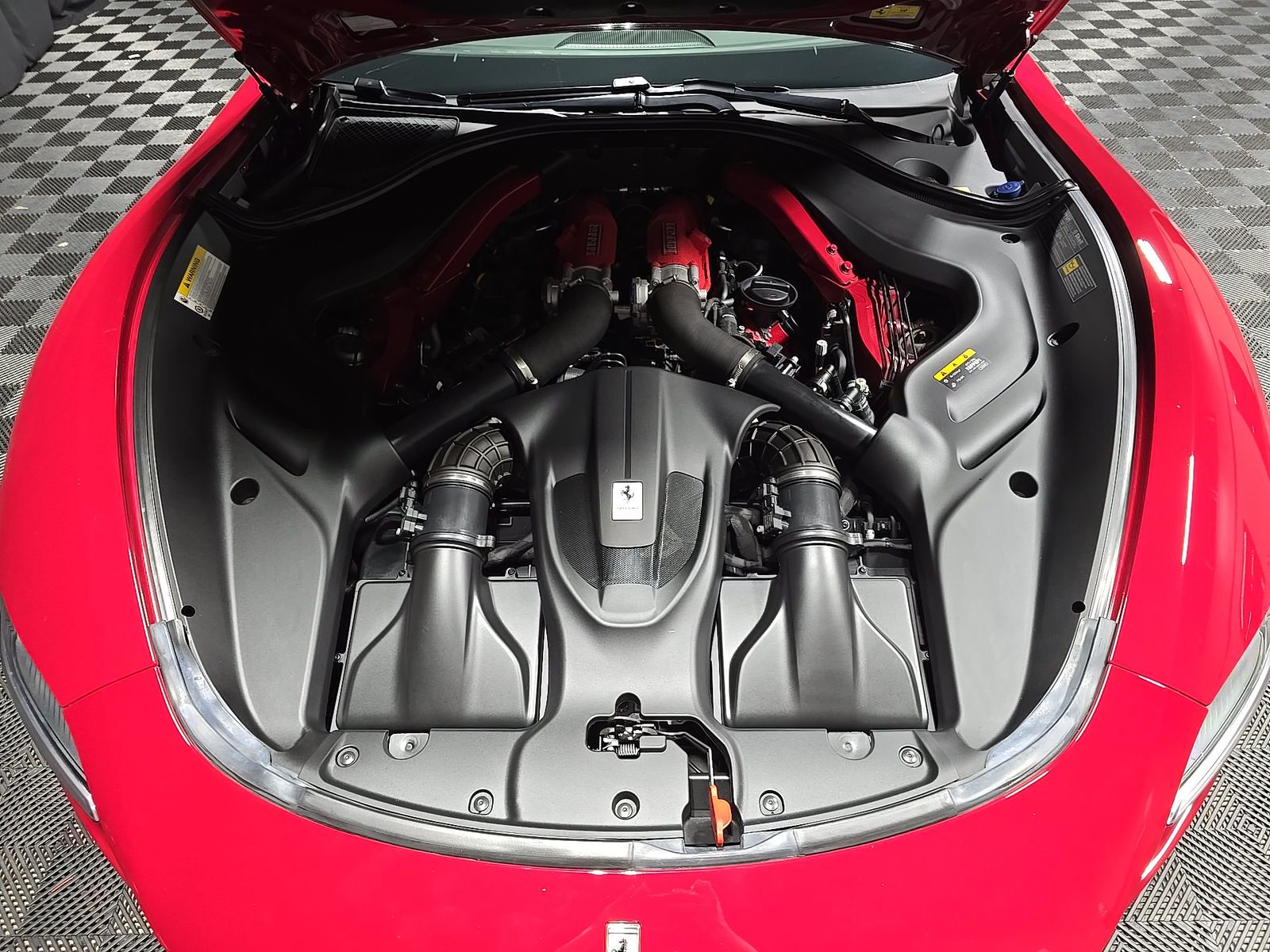 2022 Ferrari Roma Base RWD