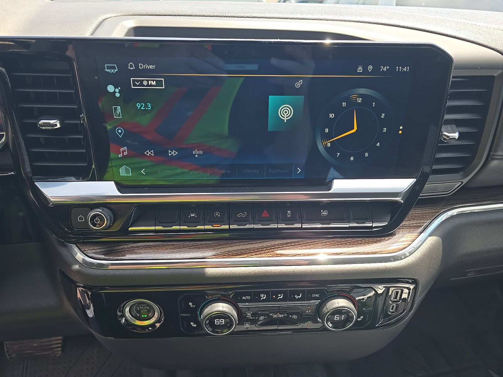 2023 Chevrolet Silverado 1500 RST AWD