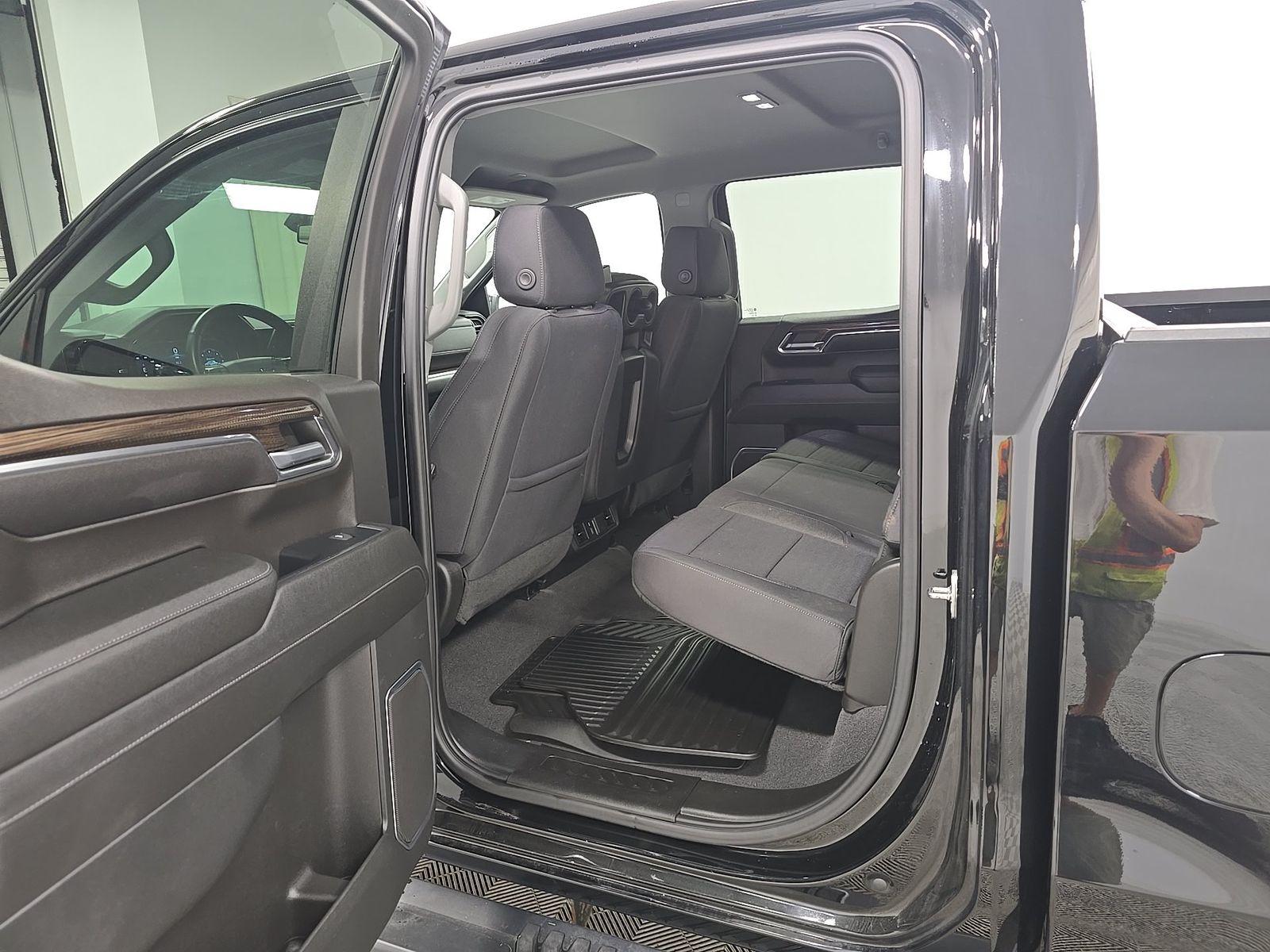2023 Chevrolet Silverado 1500 RST AWD