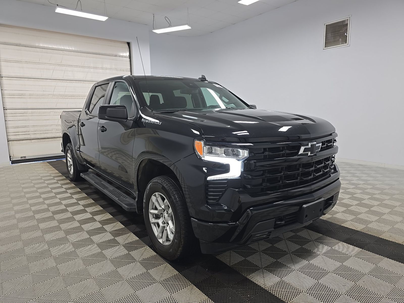 2023 Chevrolet Silverado 1500 RST AWD