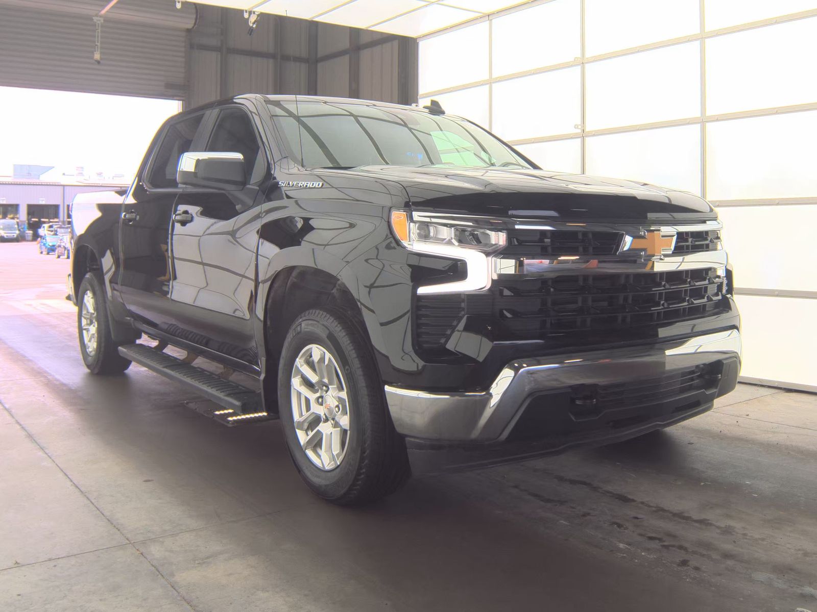 2024 Chevrolet Silverado 1500 LT AWD