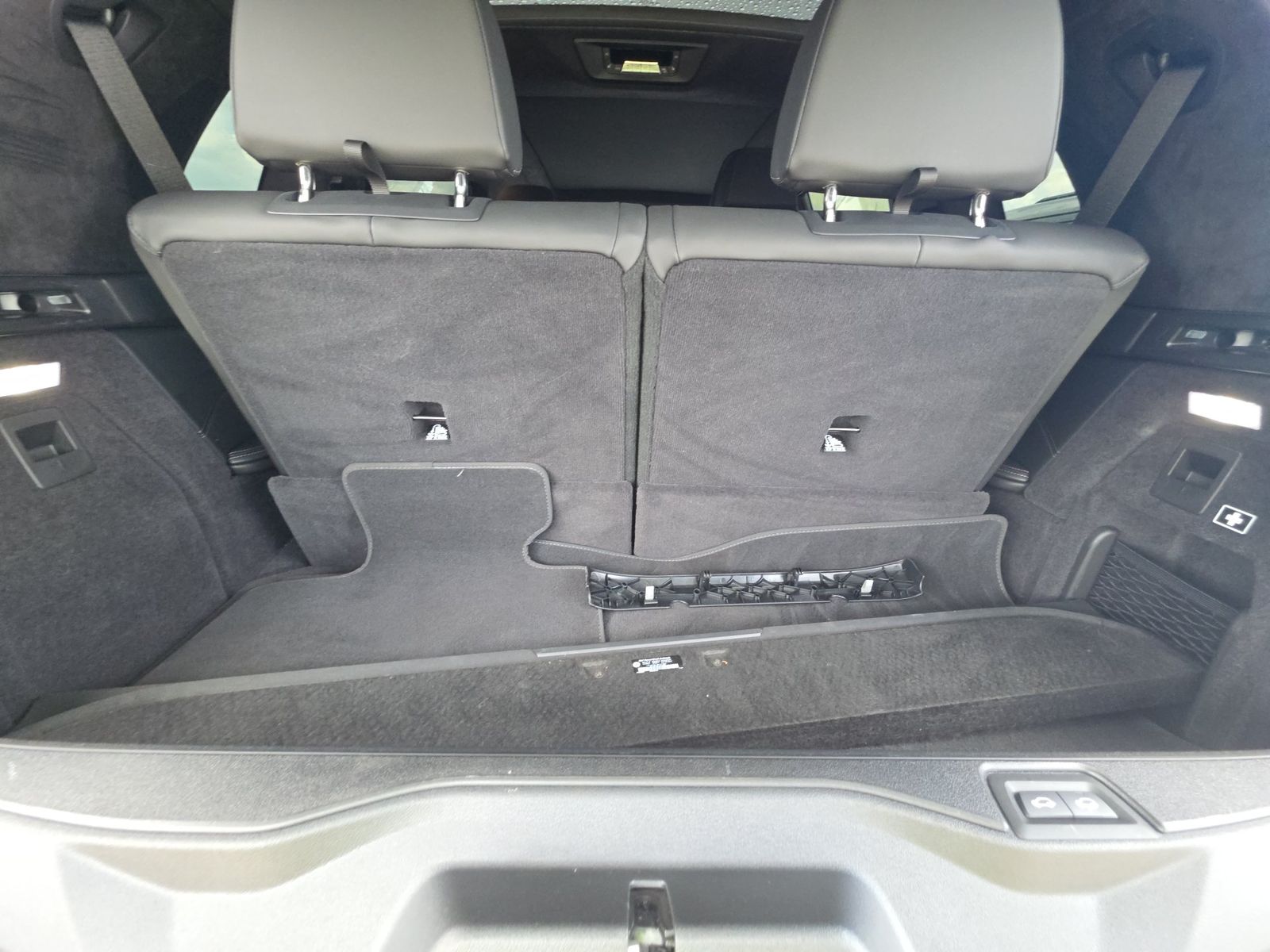 2025 BMW X7 xDrive40i AWD