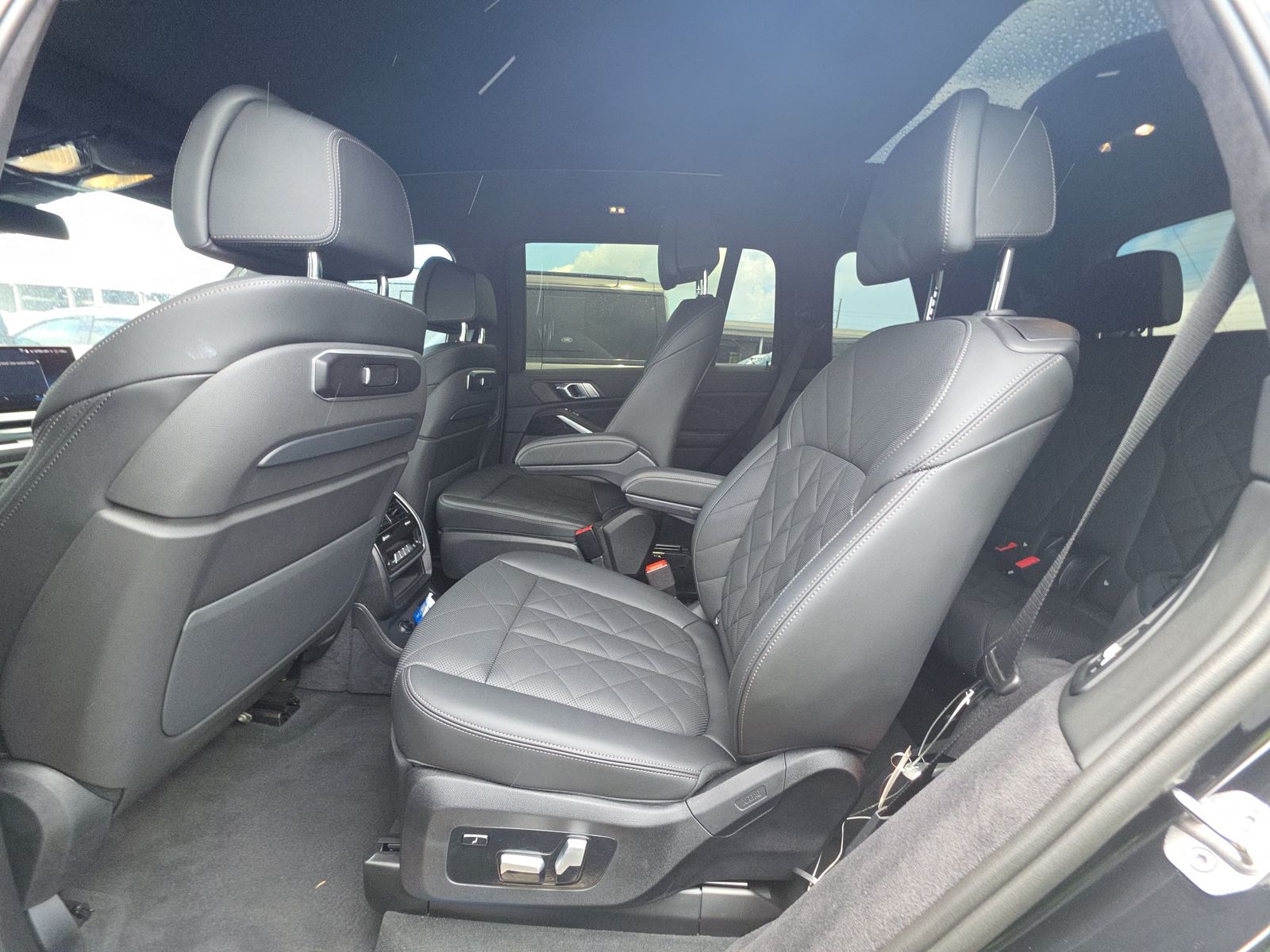 2025 BMW X7 xDrive40i AWD