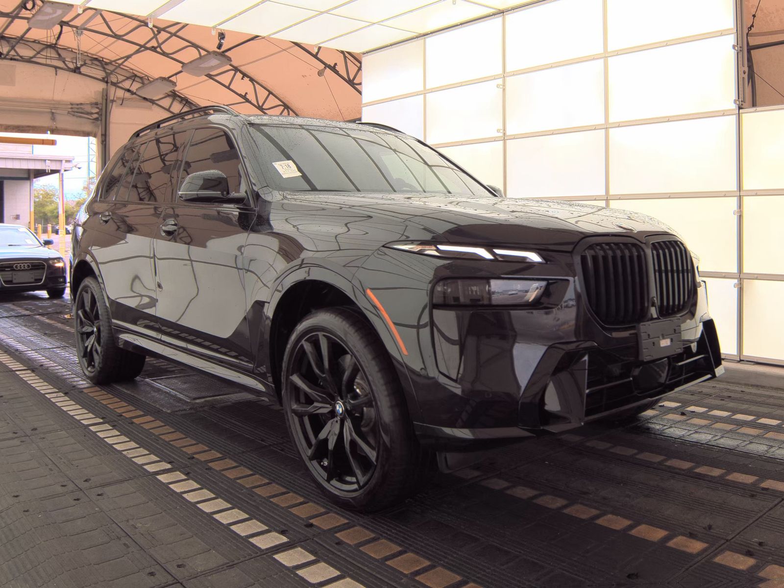 2025 BMW X7 xDrive40i AWD