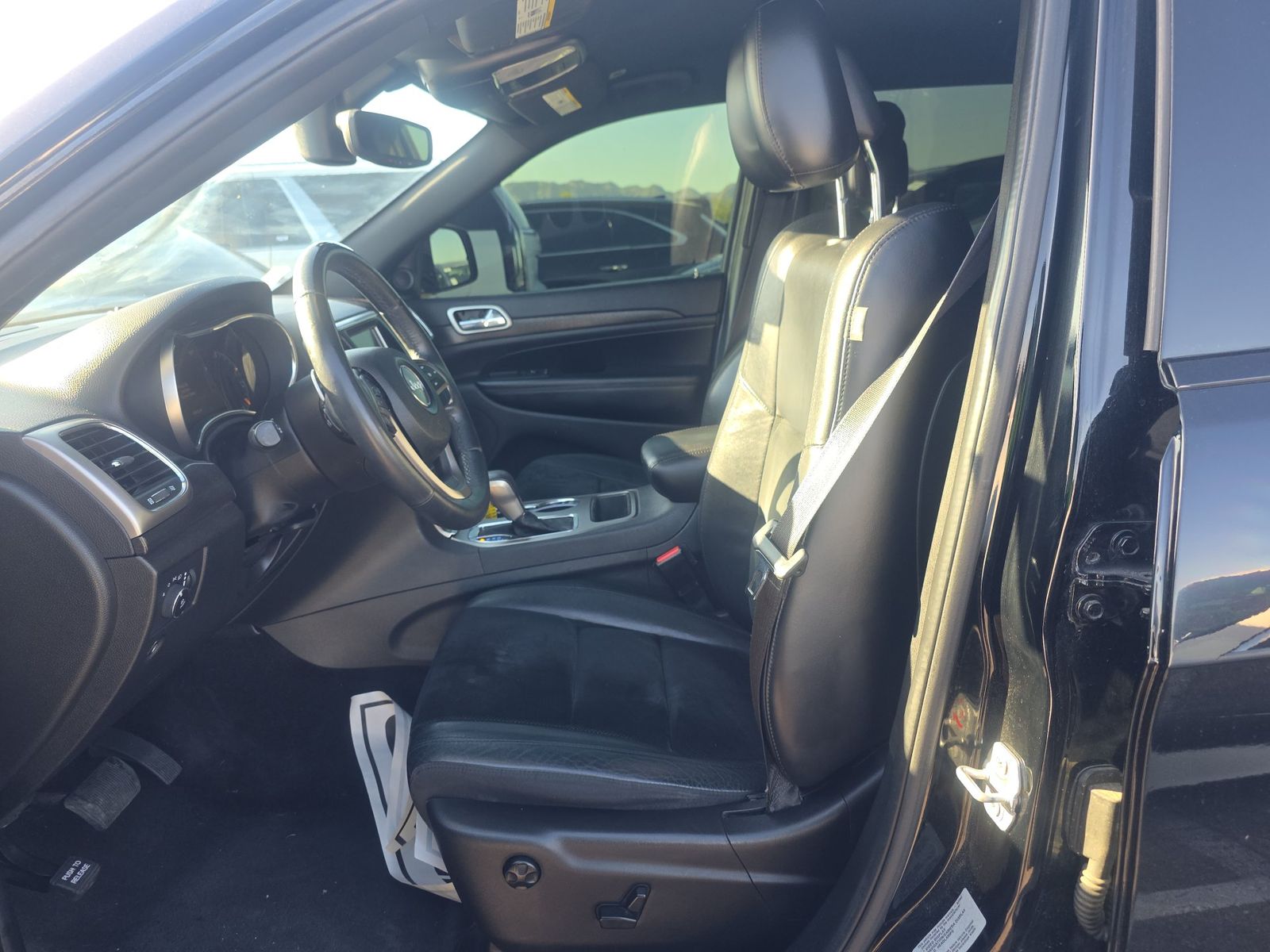 2017 Jeep Grand Cherokee Laredo Altitude Edition AWD