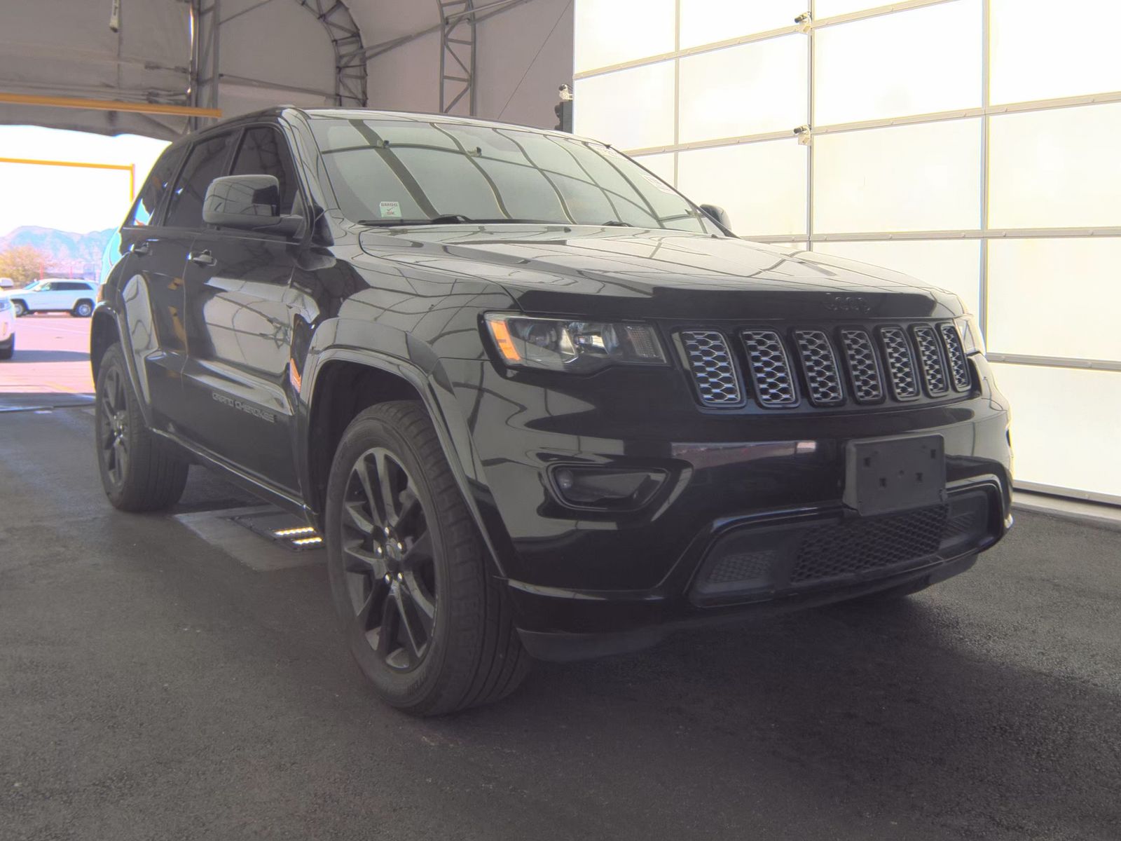 2017 Jeep Grand Cherokee Laredo Altitude Edition AWD