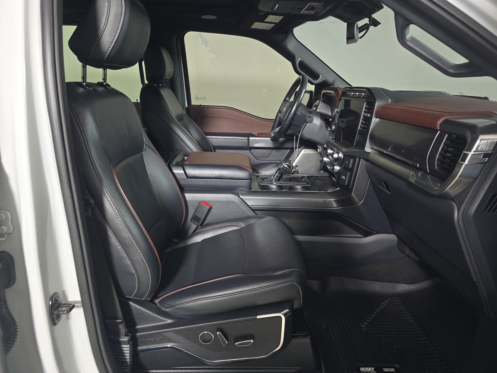 2023 Ford F-150 Lariat AWD