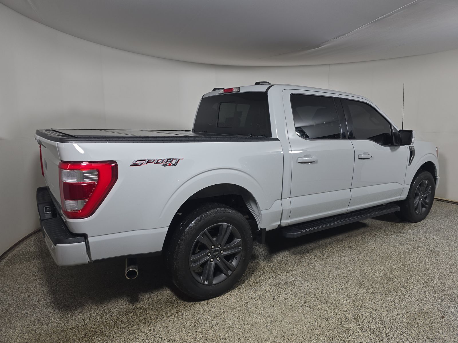 2023 Ford F-150 Lariat AWD