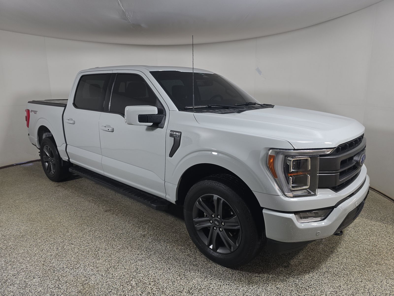 2023 Ford F-150 Lariat AWD