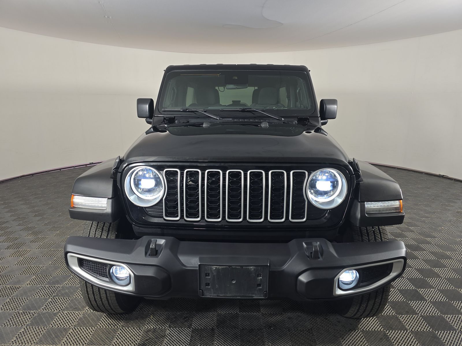 2024 Jeep Wrangler Sahara AWD