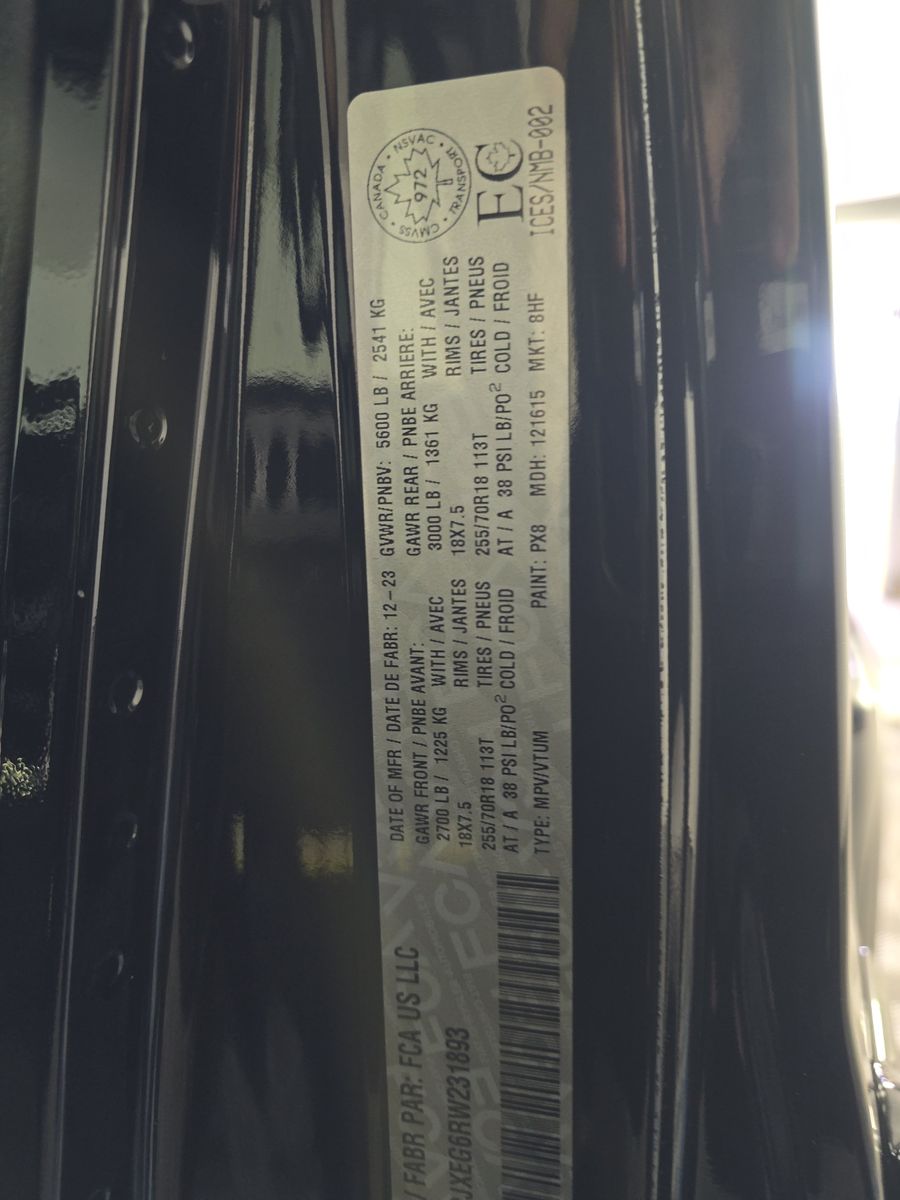 2024 Jeep Wrangler Sahara AWD