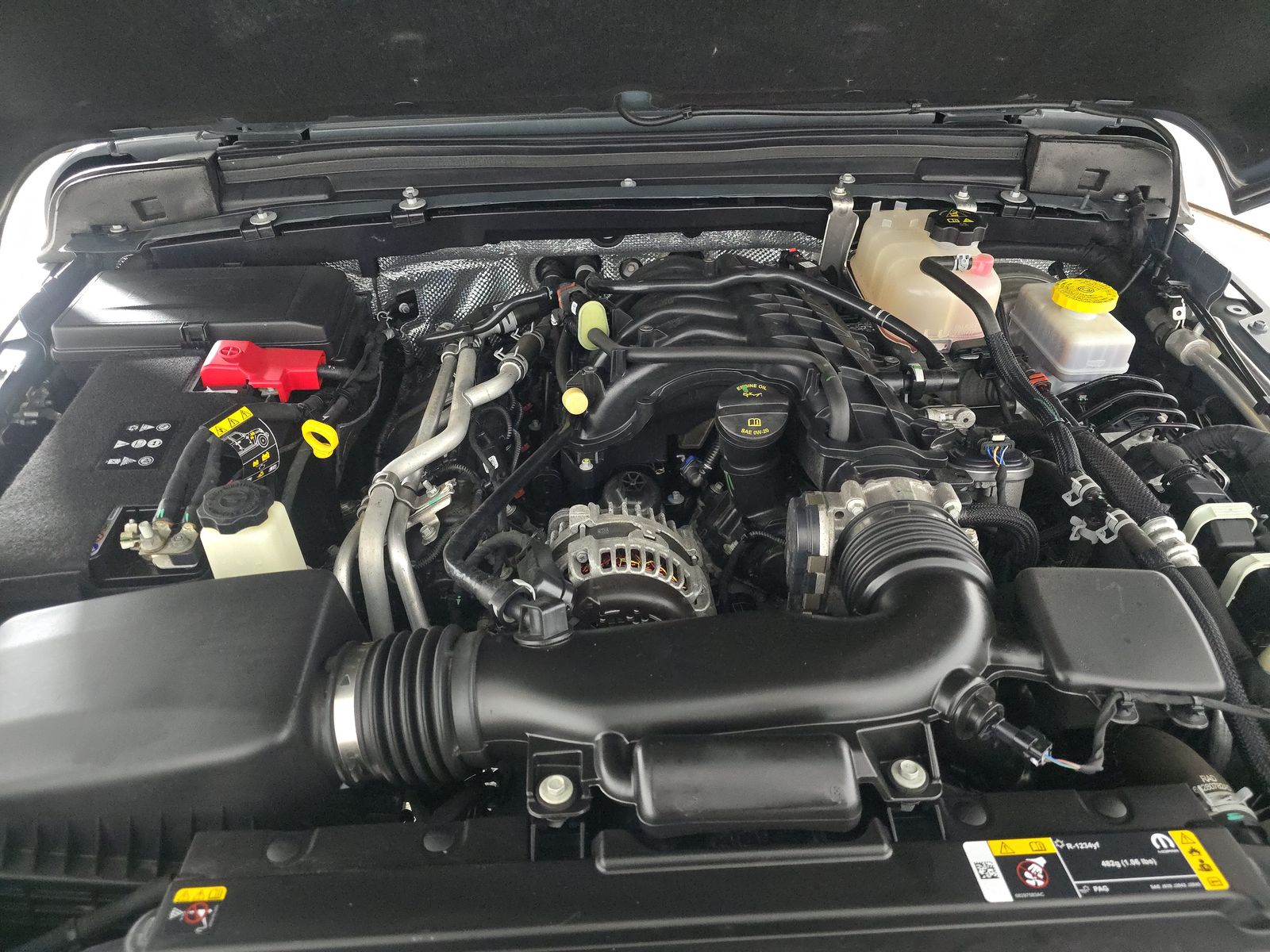 2024 Jeep Wrangler Sahara AWD