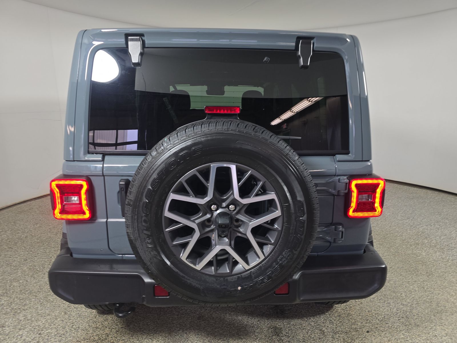 2024 Jeep Wrangler Sahara AWD