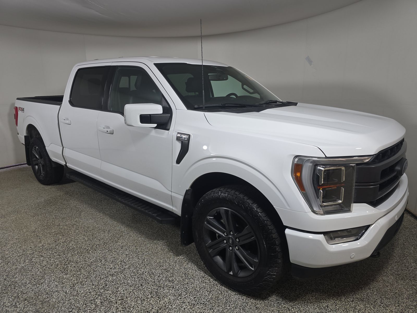 2023 Ford F-150 Lariat AWD