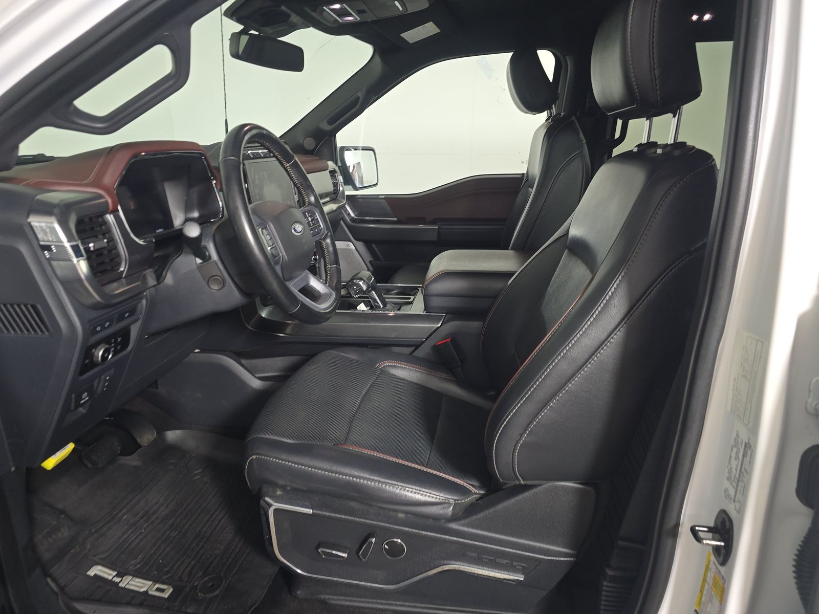 2023 Ford F-150 Lariat AWD