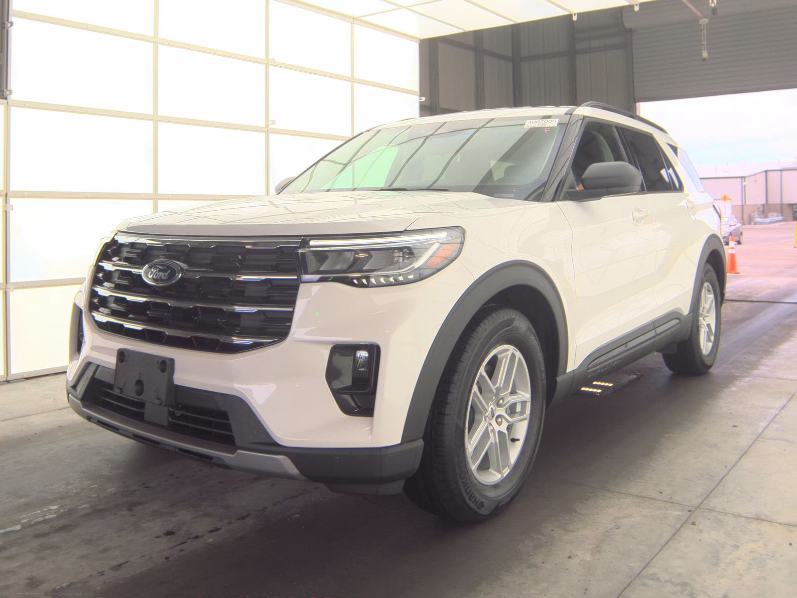 FORD EXPLORER - 1