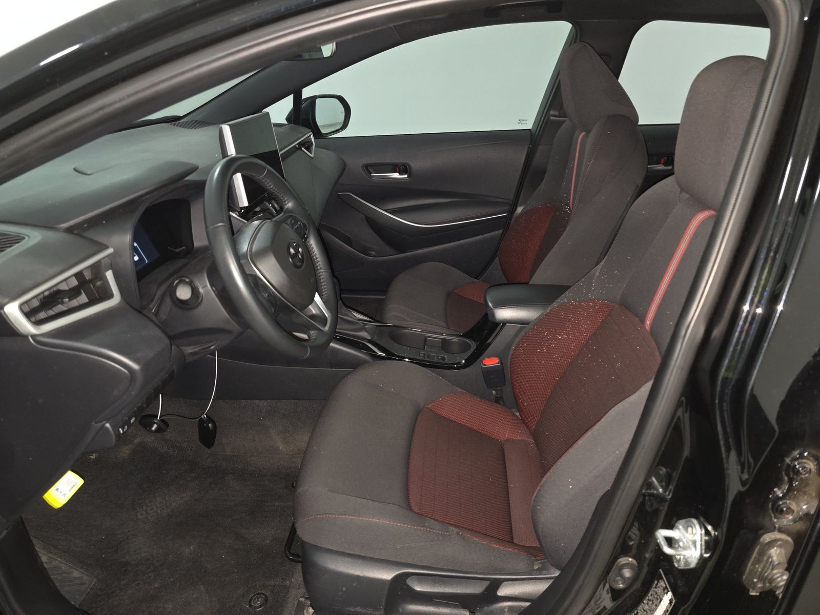 2025 Toyota Corolla SE FWD