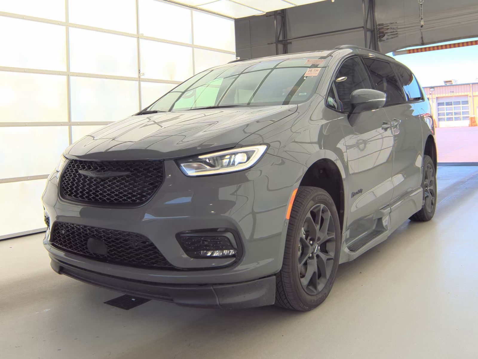 2023 Chrysler Pacifica Touring L FWD