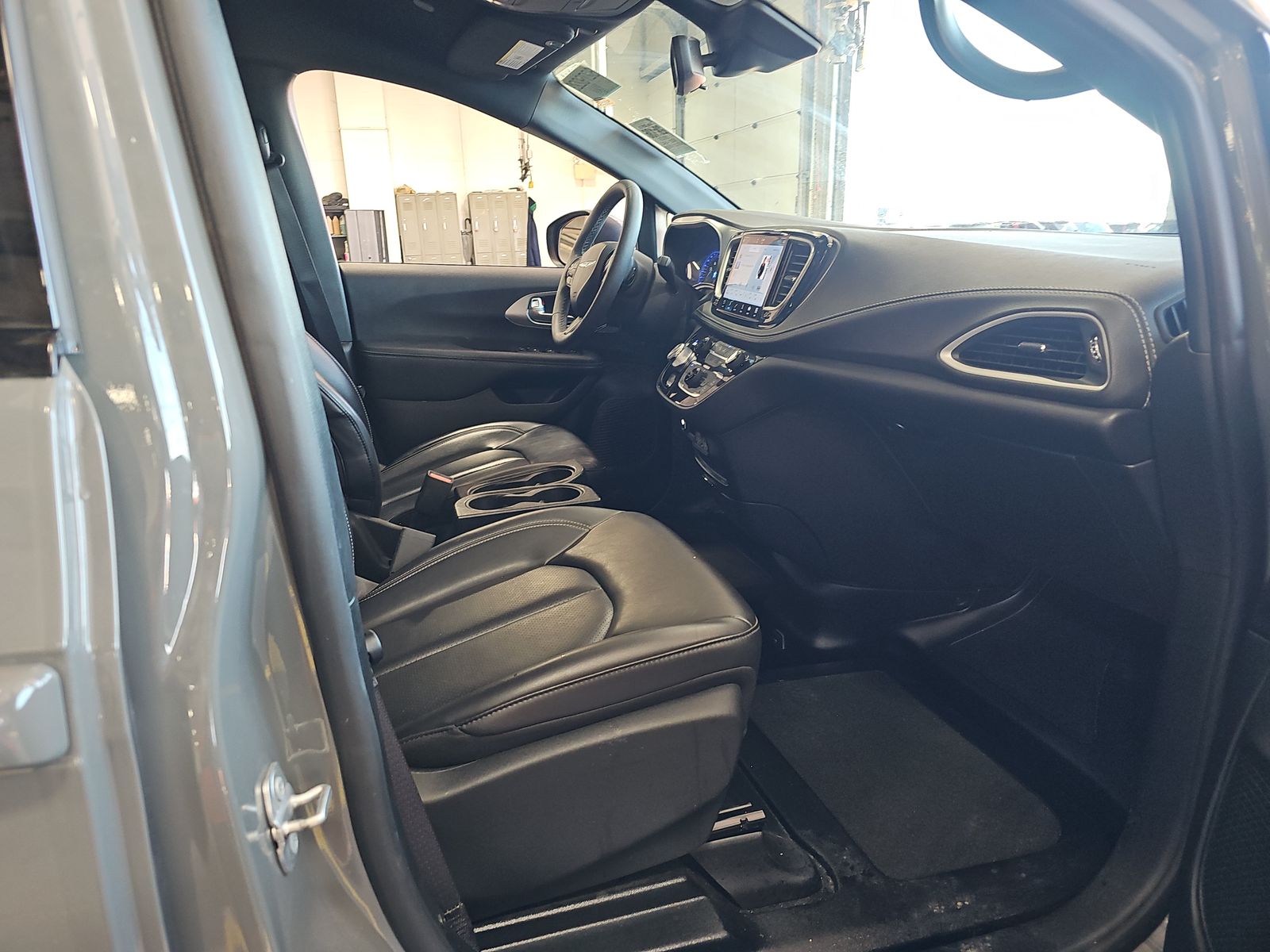 2023 Chrysler Pacifica Touring L FWD