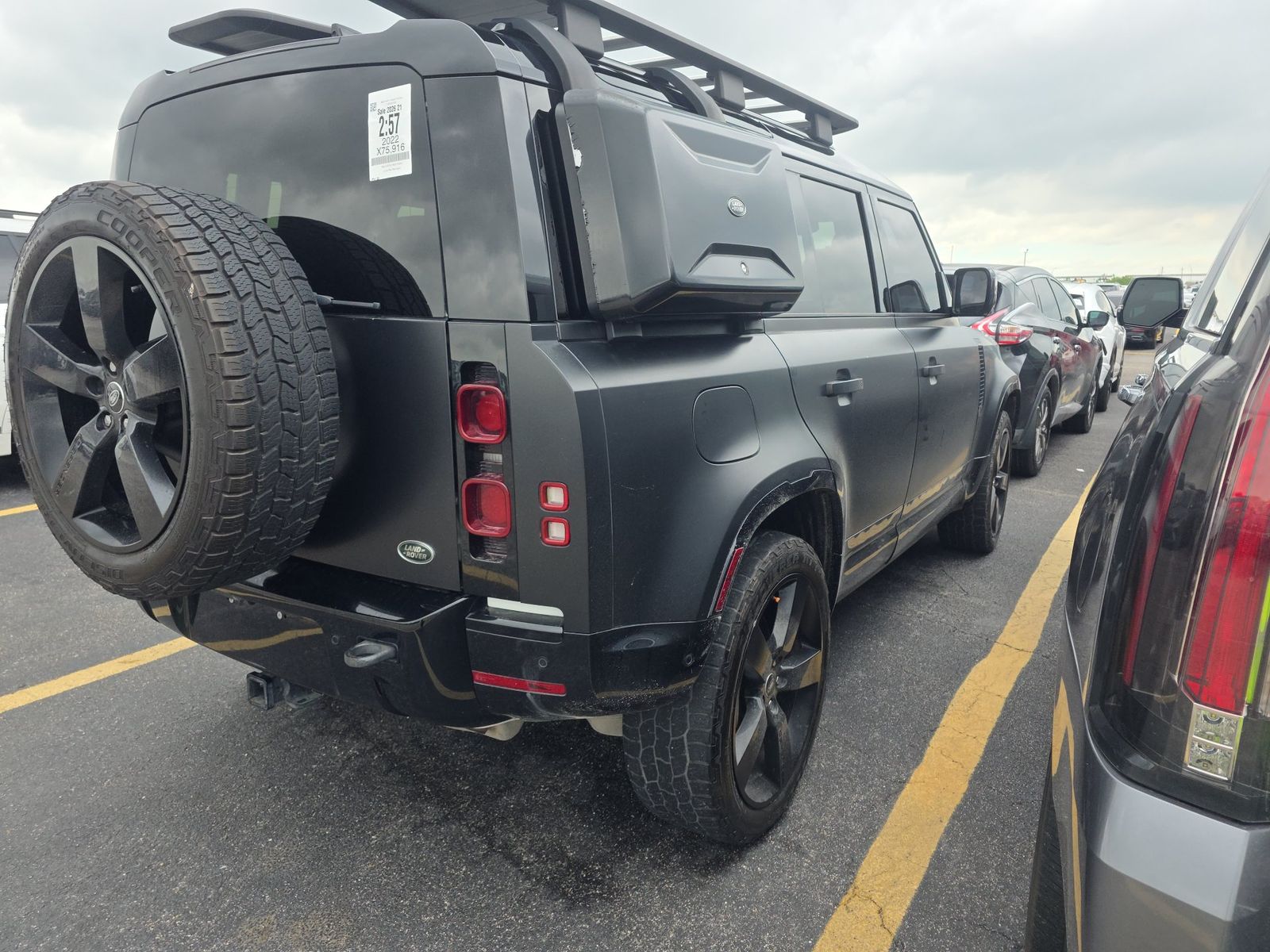 2022 Land Rover Defender 110 X-Dynamic HSE AWD