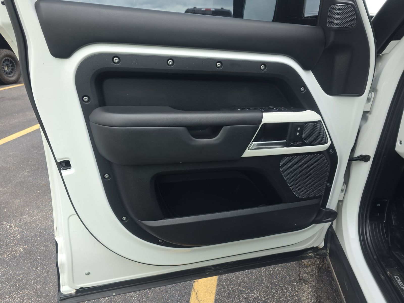2022 Land Rover Defender 110 X-Dynamic HSE AWD