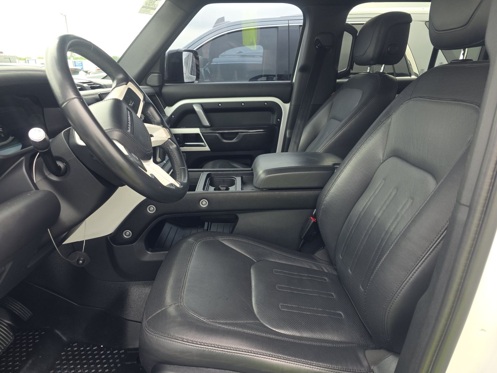 2022 Land Rover Defender 110 X-Dynamic HSE AWD