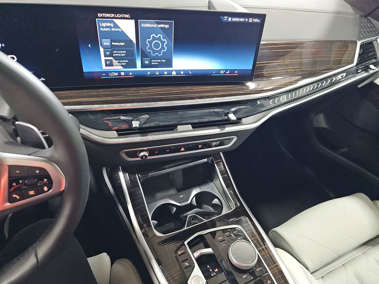 2026 BMW X7 xDrive40i AWD