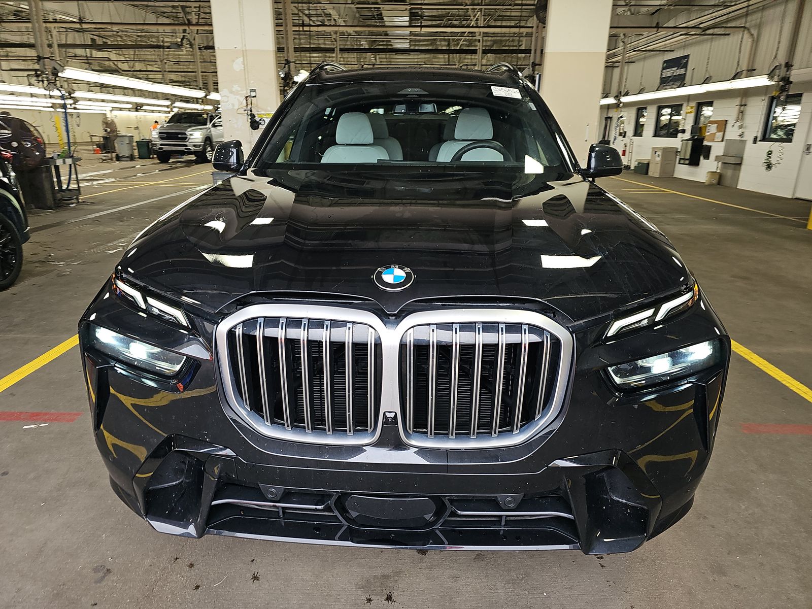 2026 BMW X7 xDrive40i AWD