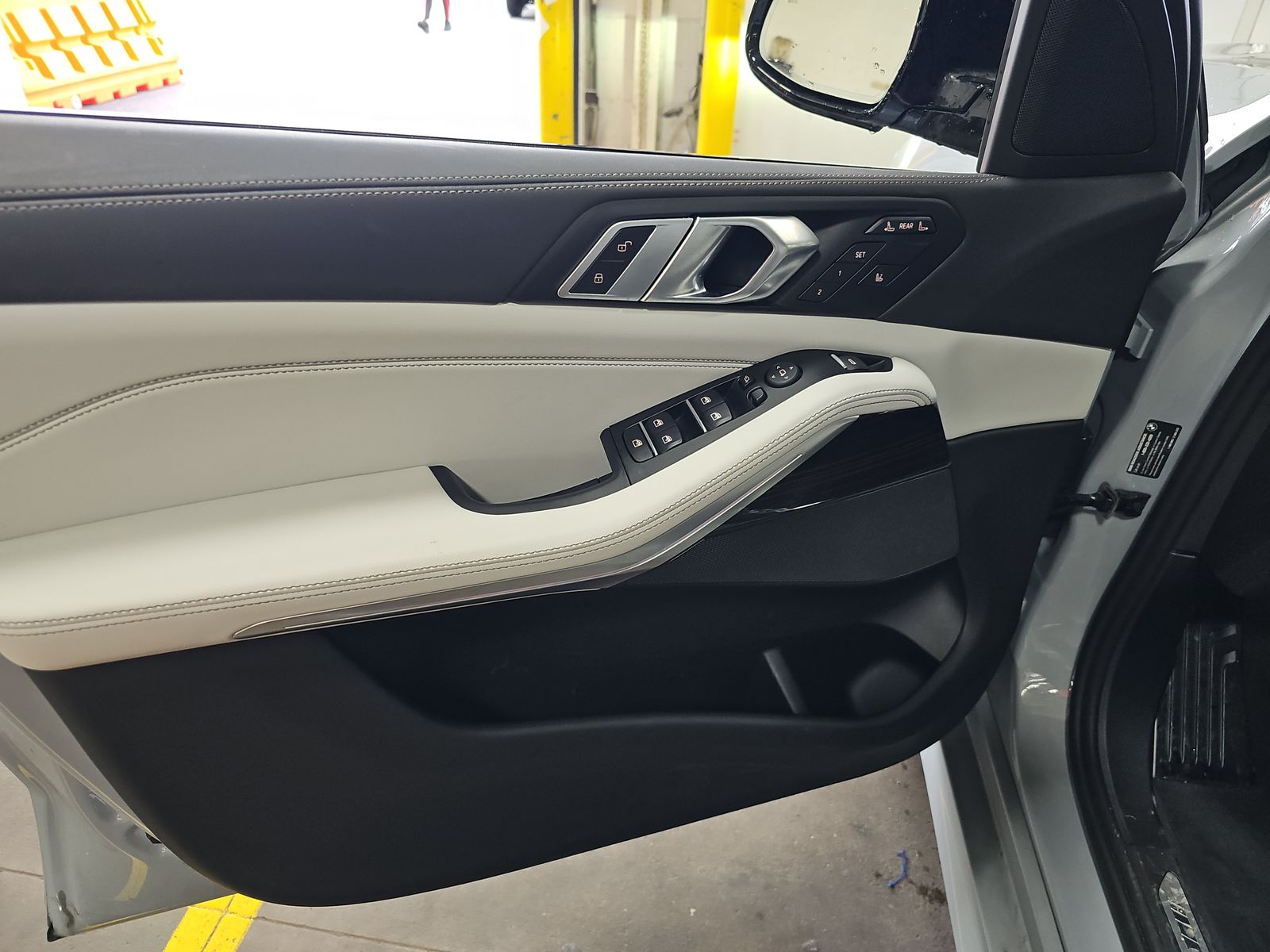 2026 BMW X7 xDrive40i AWD