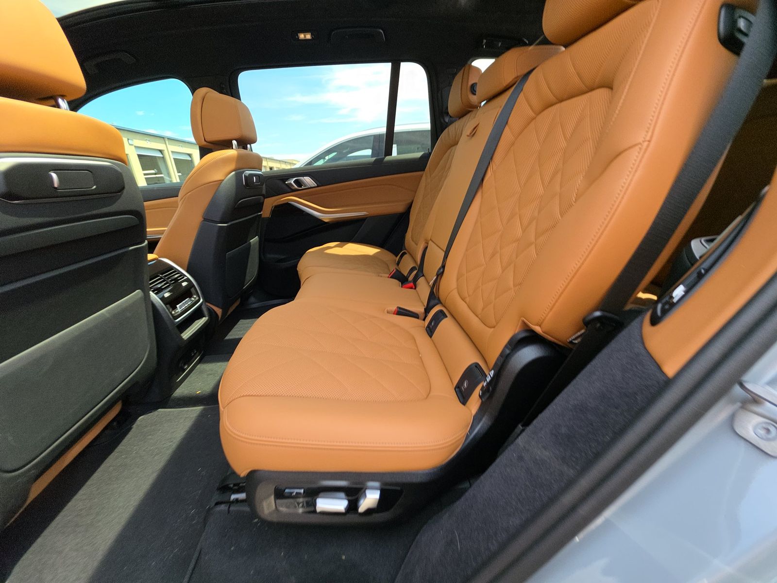 2026 BMW X7 xDrive40i AWD