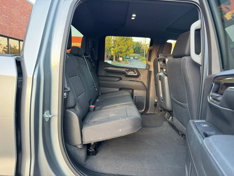 2023 Chevrolet Silverado 1500 LT AWD