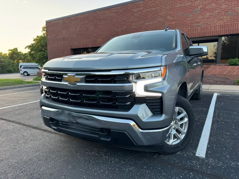 2023 Chevrolet Silverado 1500 LT AWD