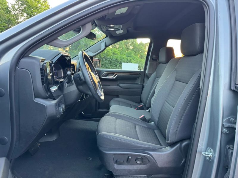2023 Chevrolet Silverado 1500 LT AWD