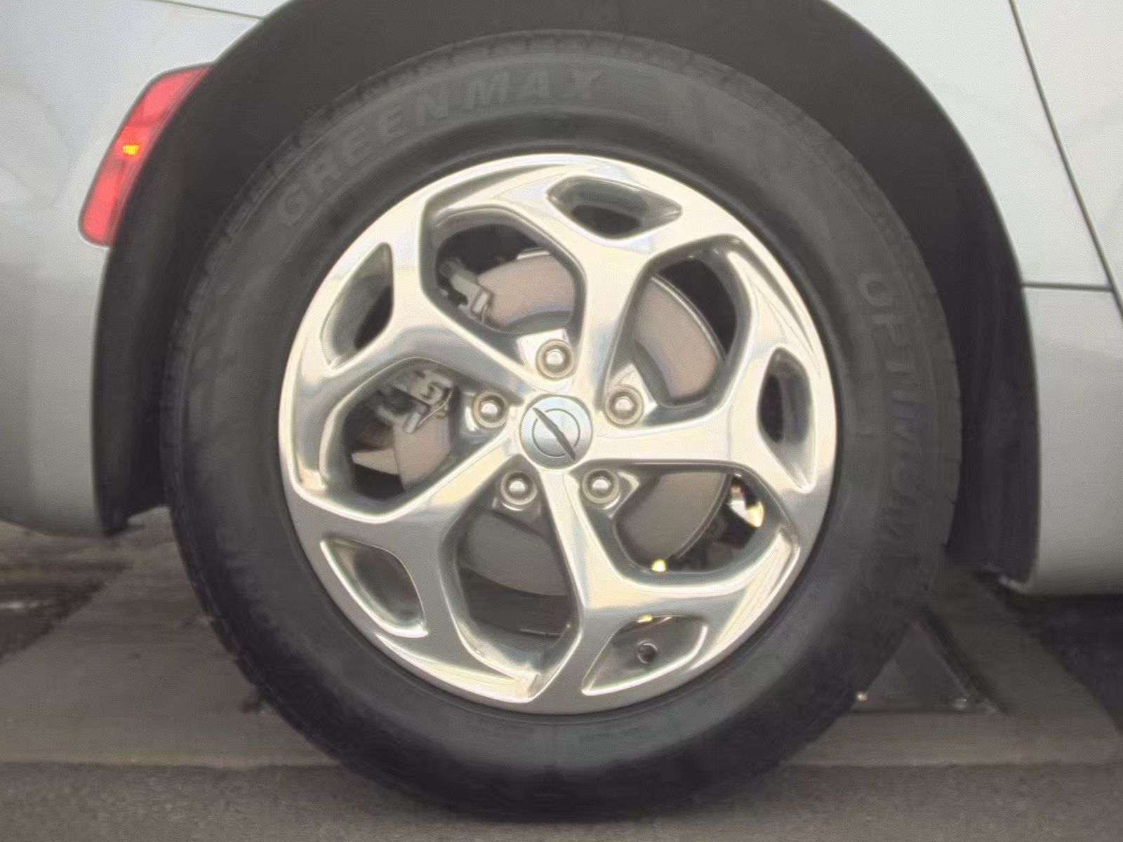2021 Chrysler Pacifica Hybrid Limited FWD