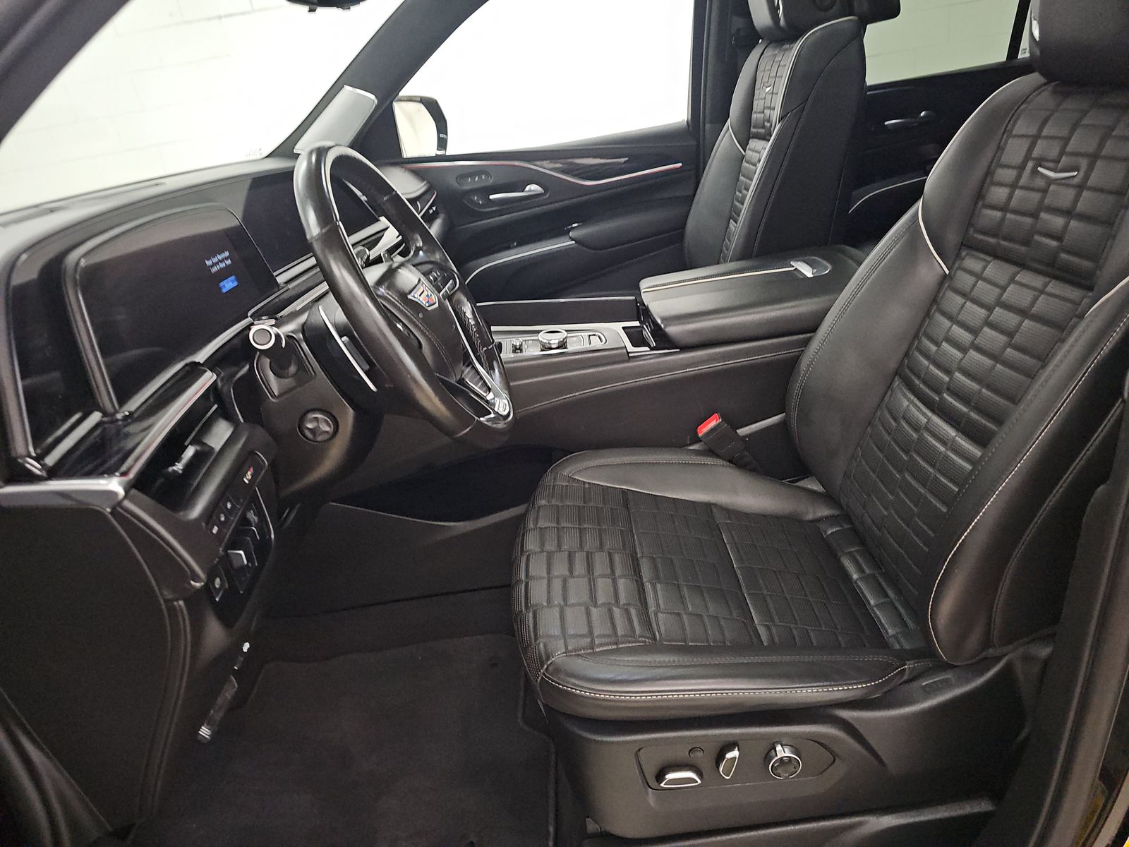 2023 Cadillac Escalade V-Series AWD