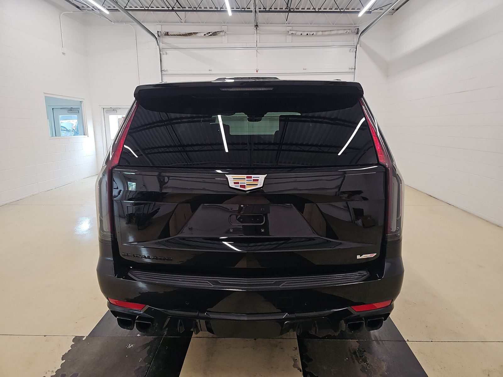 2023 Cadillac Escalade V-Series AWD