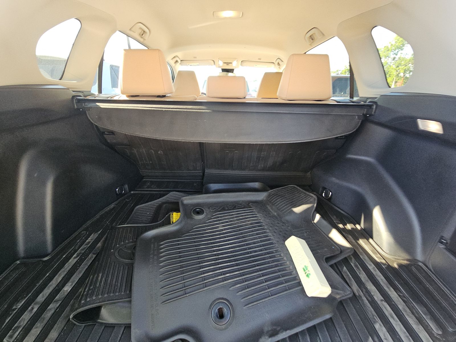 2024 Toyota RAV4 Hybrid LE AWD