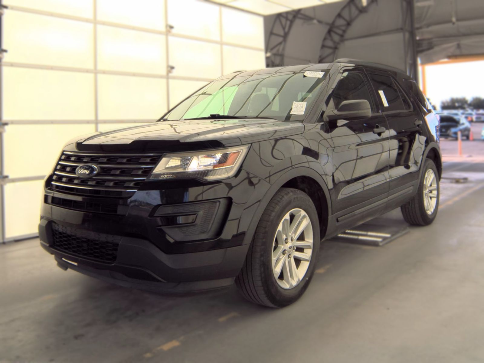 FORD EXPLORER - 1
