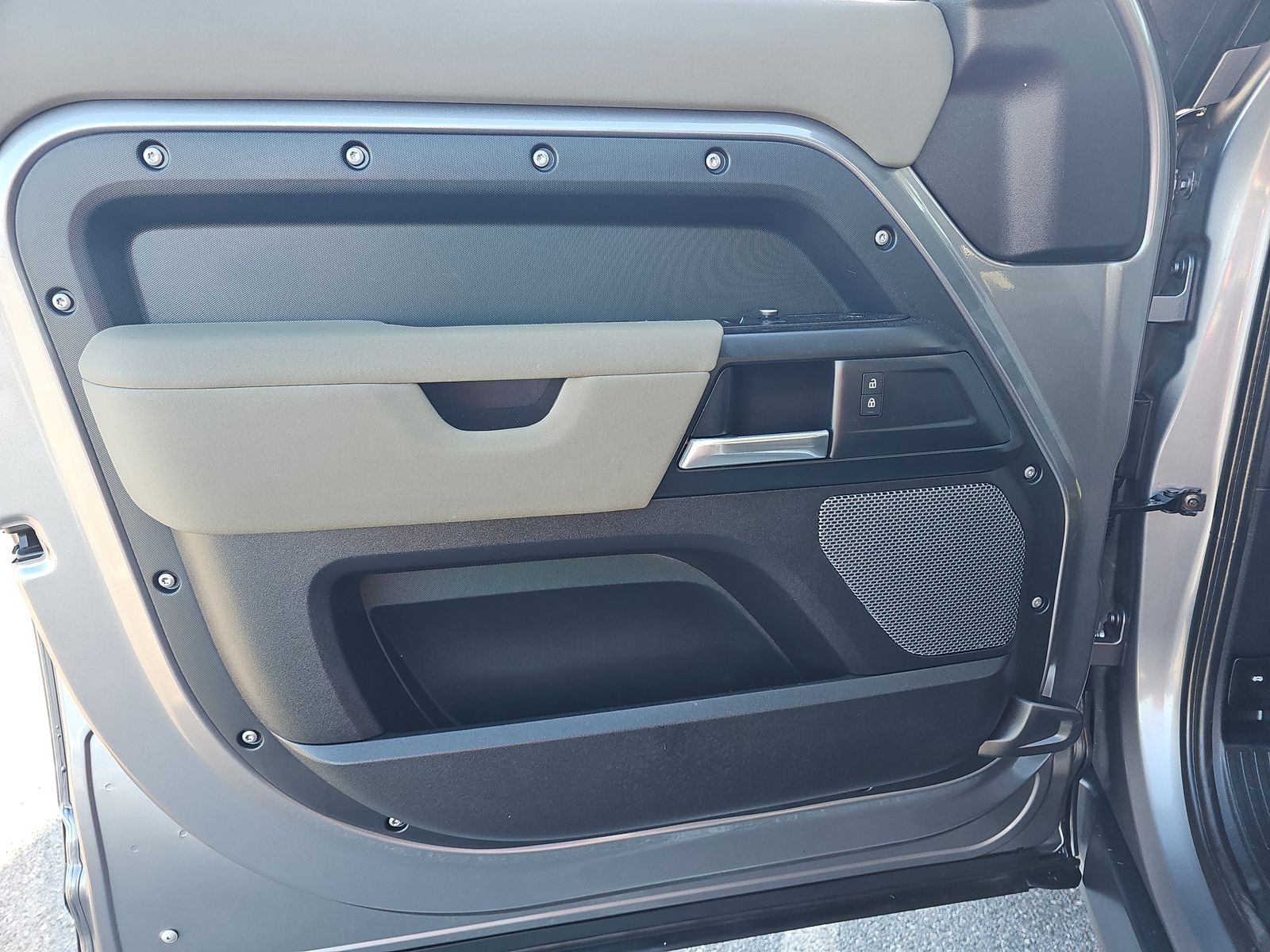 2021 Land Rover Defender 110 S AWD