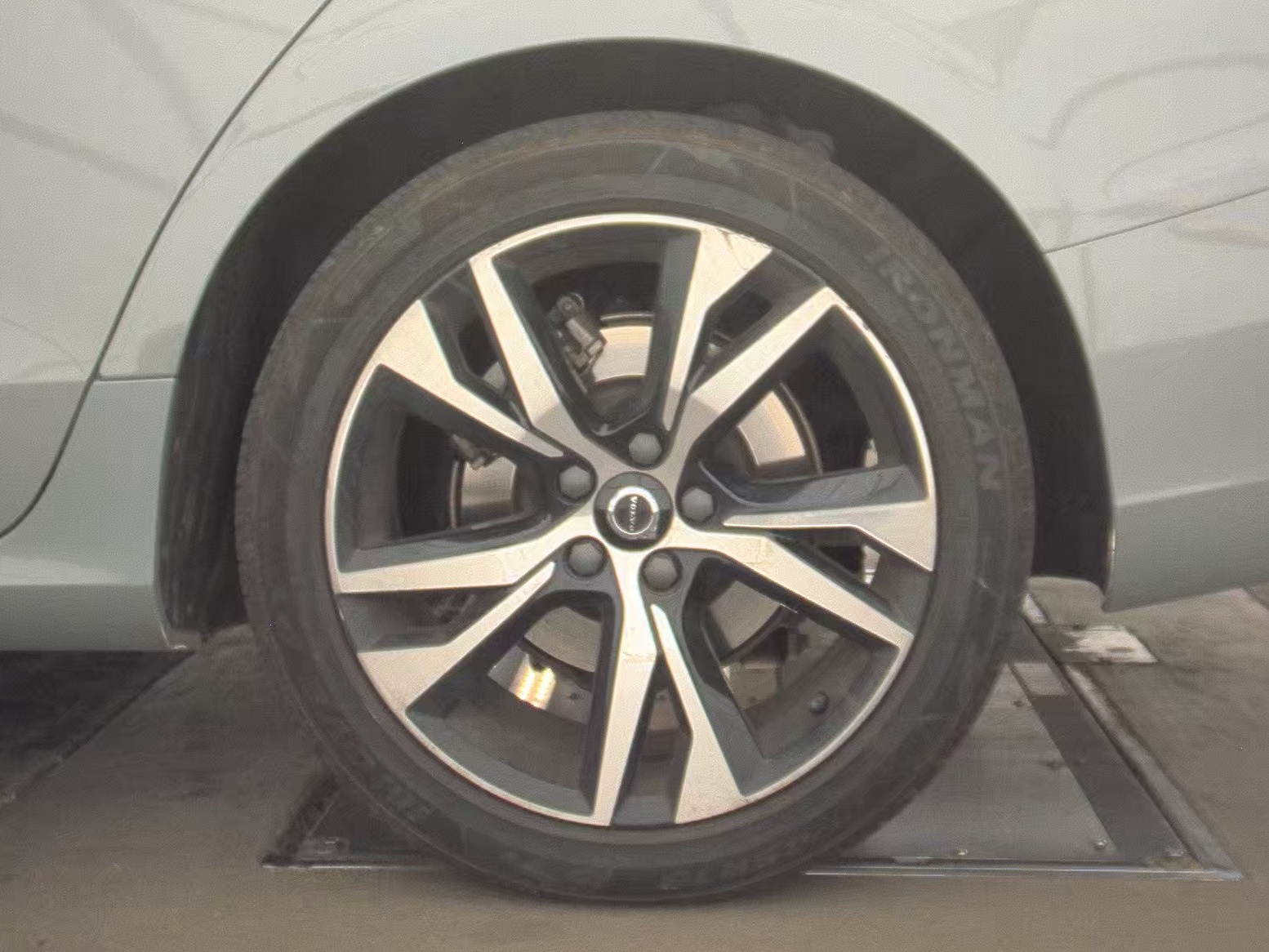 2024 Volvo S60 B5 Core FWD
