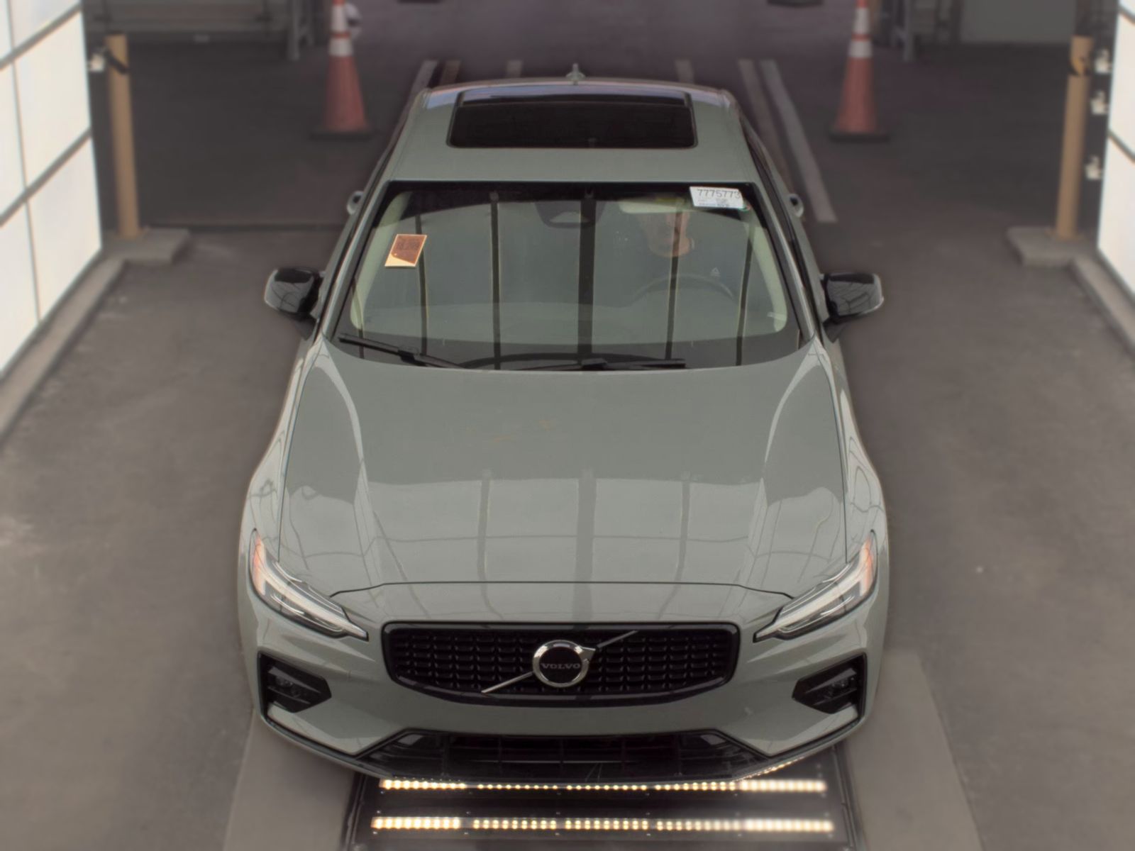 2024 Volvo S60 B5 Core FWD