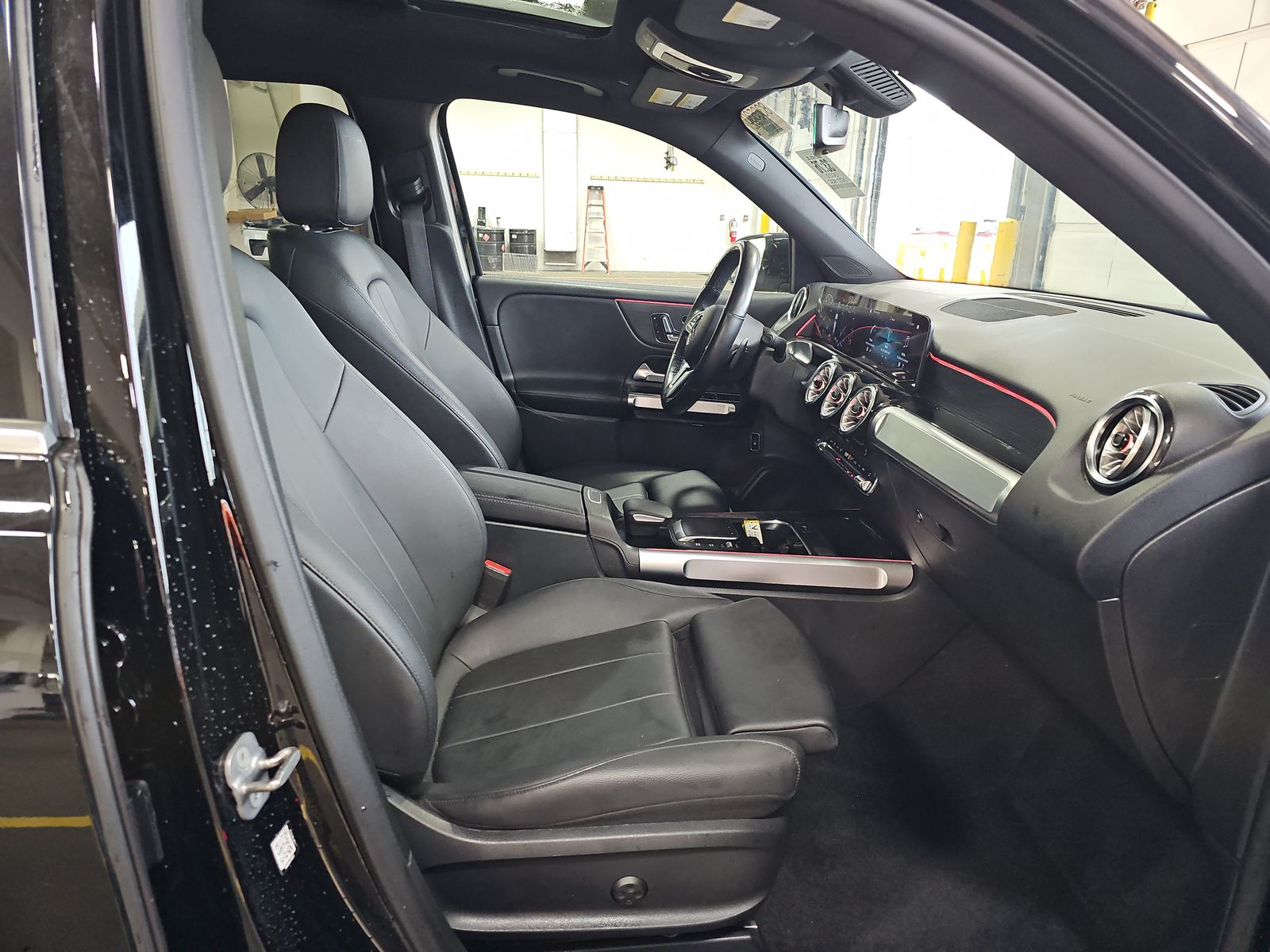2023 Mercedes-Benz GLB GLB 250 AWD