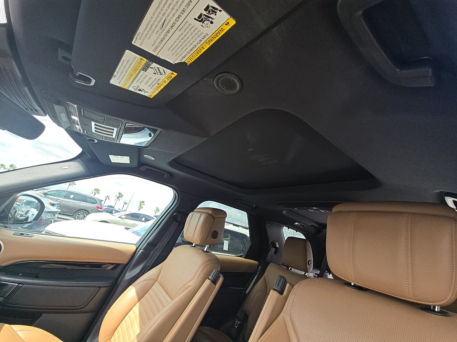 2023 Land Rover Discovery R-Dynamic S AWD