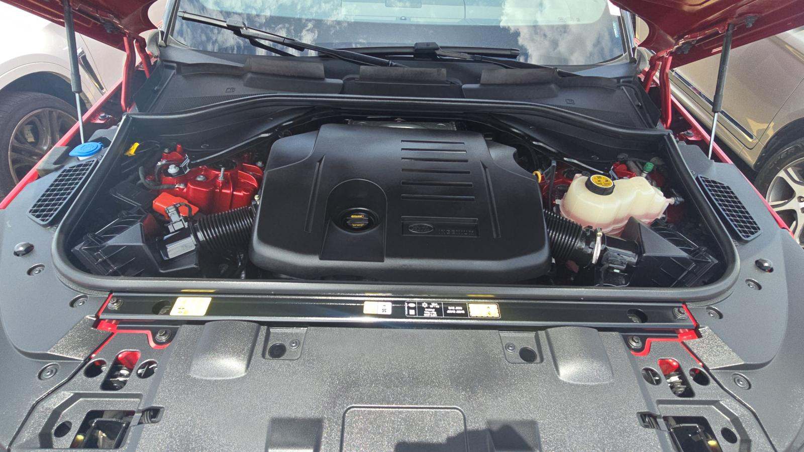 2025 Land Rover Range Rover Sport Plug-In Hybrid Dynamic SE AWD