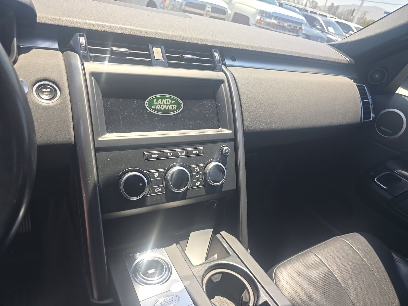 2020 Land Rover Discovery Landmark Edition AWD